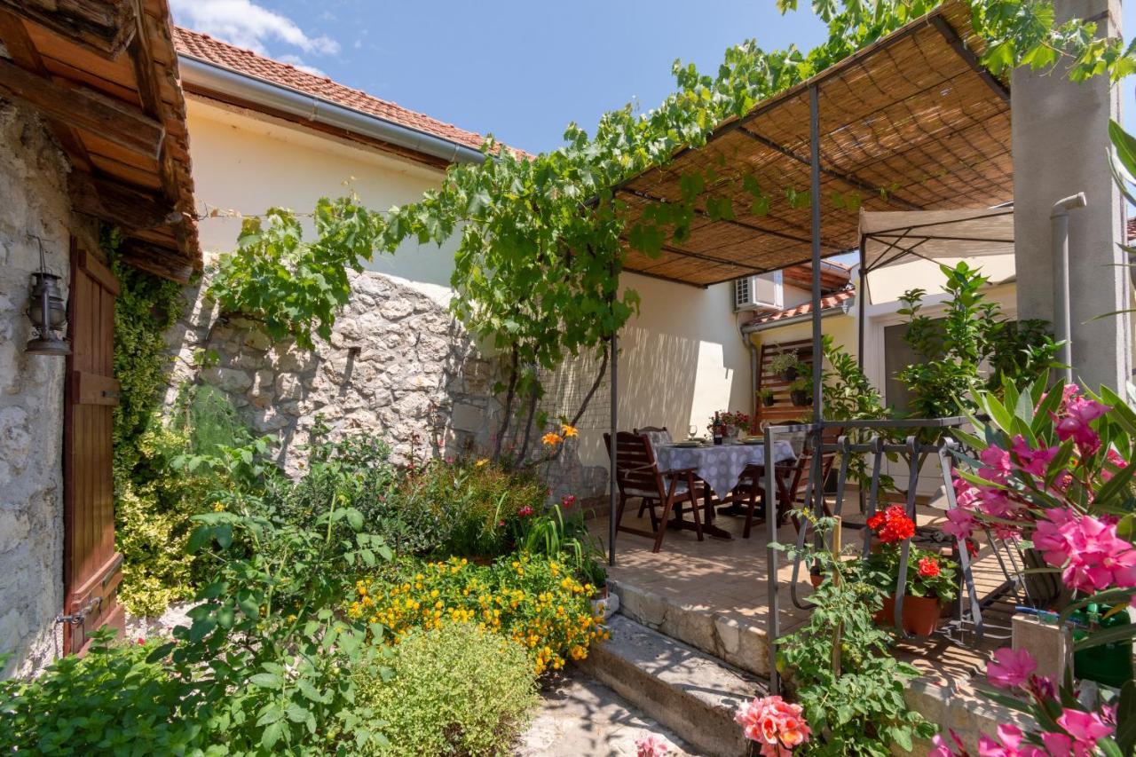 Mediterranean Terrace Apartment With Bikes & Sup Скрадин Екстер'єр фото