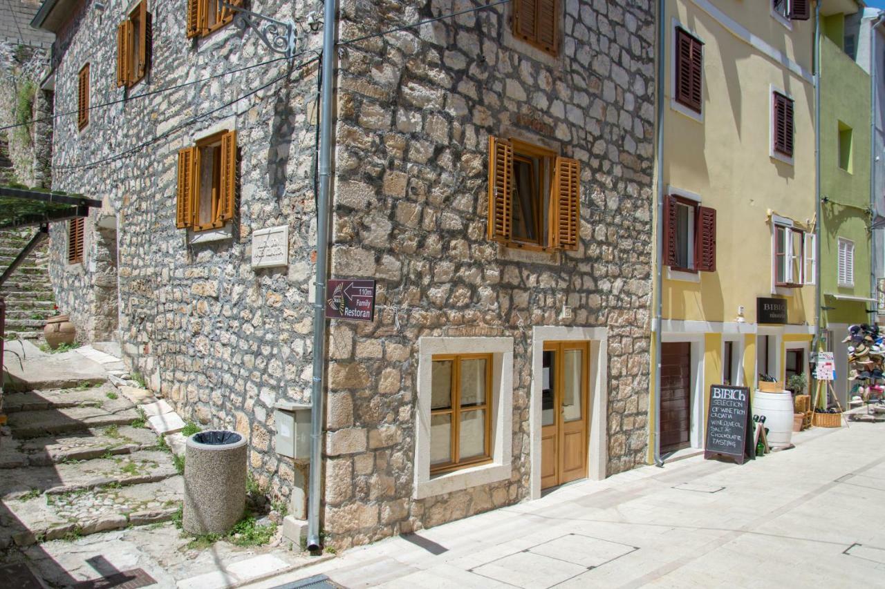 Mediterranean Terrace Apartment With Bikes & Sup Скрадин Екстер'єр фото